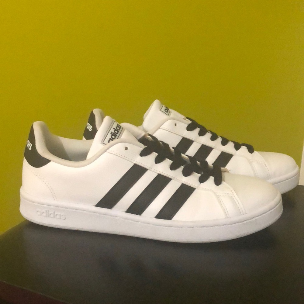 WOMEN'S ADIDAS GRAND COURT SNEAKERS MENS 8